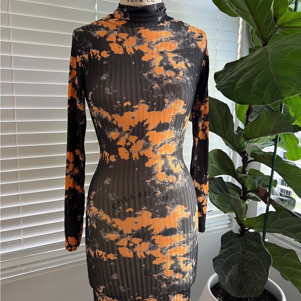 Prettylittlething size 2